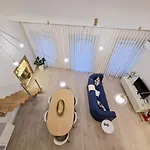 Burgo House Apartment