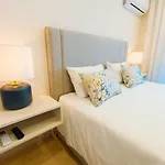 Burgo House Apartment *