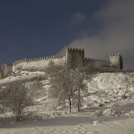 アパート Burgo House トランコゾ